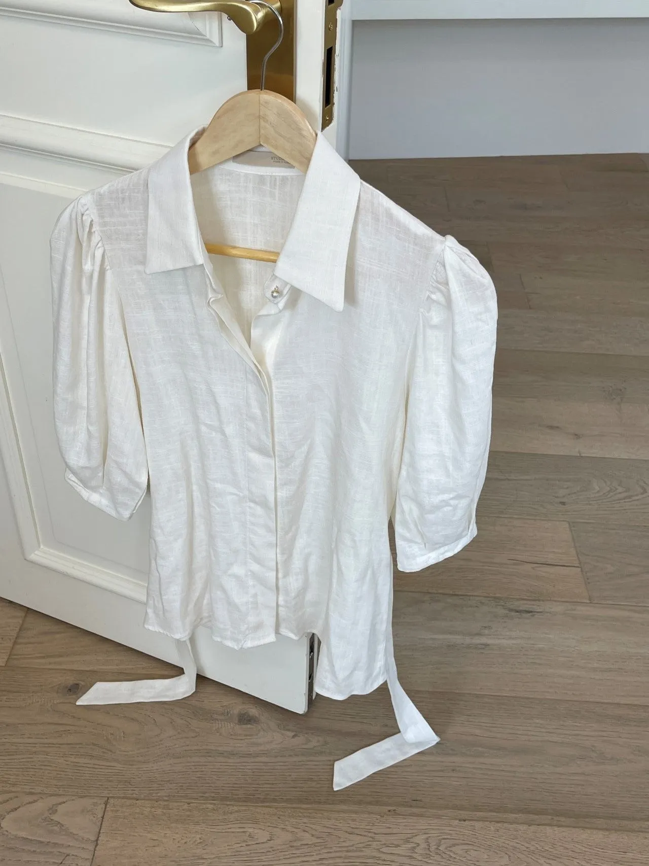 LINEN BELTED BLOUSE