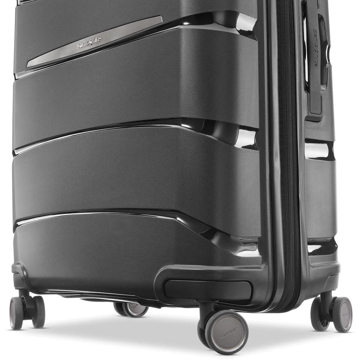 Samsonite Outline Pro Medium Spinner