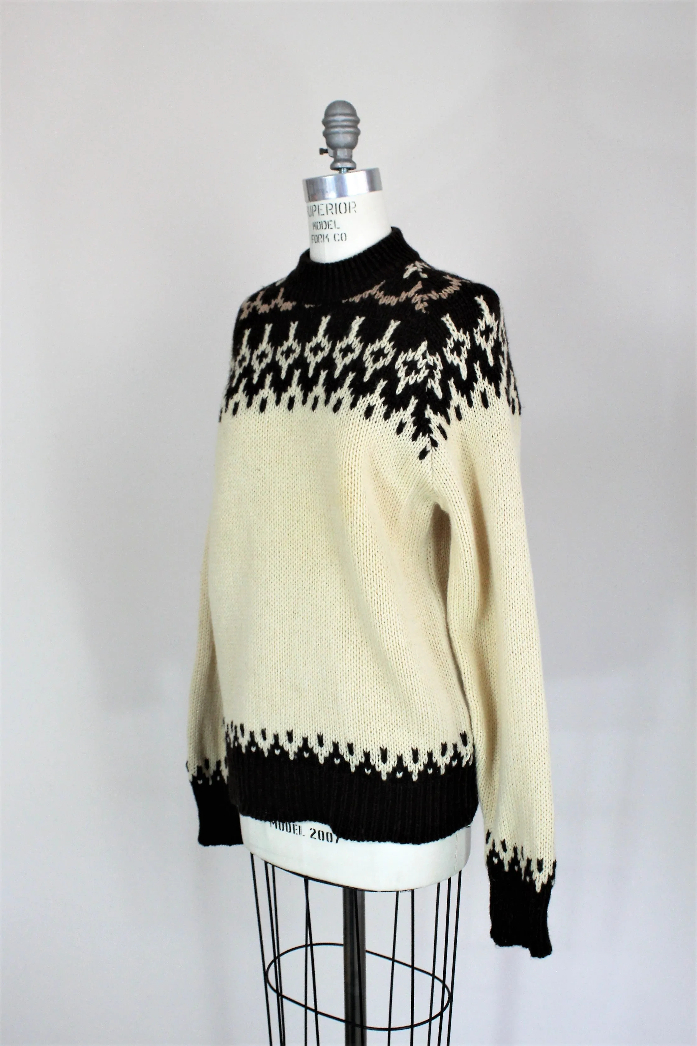 Vintage 1970s Pendleton Wool Pull Over Ski Sweater